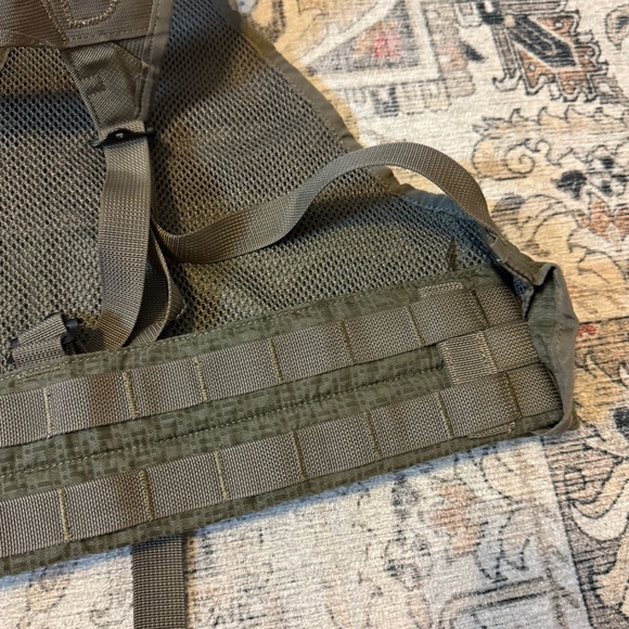 PROTECH | Tactical Olive Vest Adjustable Military Gear - Picture 12 of 15
